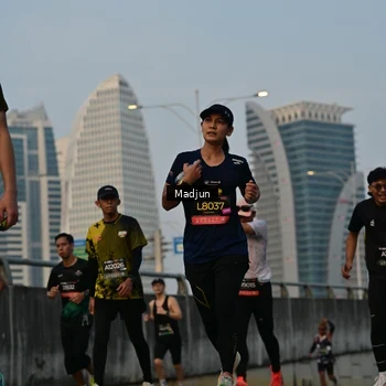 Runner Photo 6346218