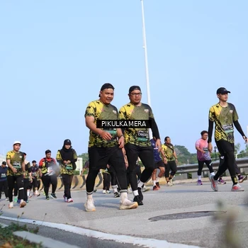 Runner Photo 6346229