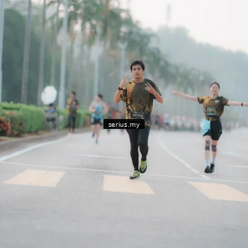 Runner Photo 6346247