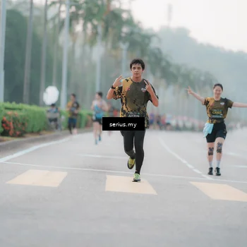 Runner Photo 6346260