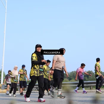 Runner Photo 6346349