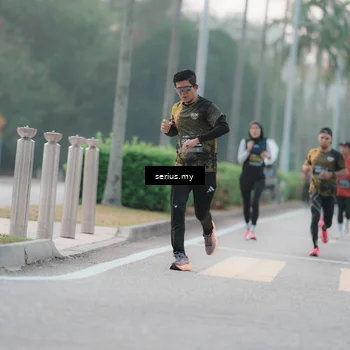 Runner Photo 6346367