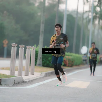 Runner Photo 6346368