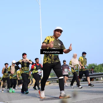 Runner Photo 6346384