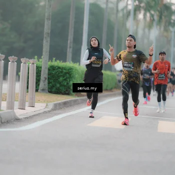 Runner Photo 6346389