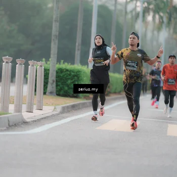 Runner Photo 6346400