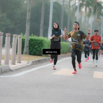 Runner Photo 6346401