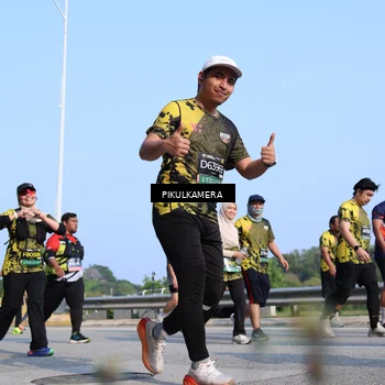Runner Photo 6346409