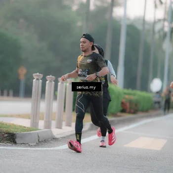 Runner Photo 6346417