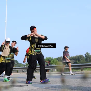 Runner Photo 6346429