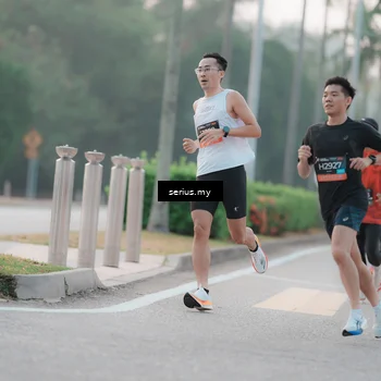 Runner Photo 6346433