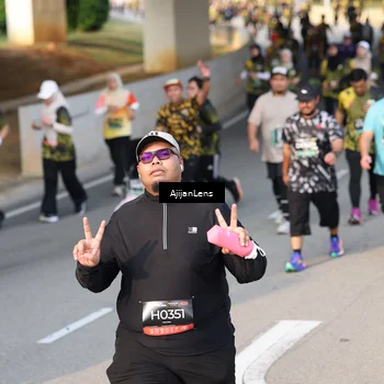 Runner Photo 6346440