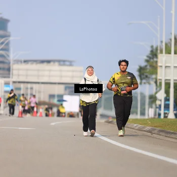 Runner Photo 6346443