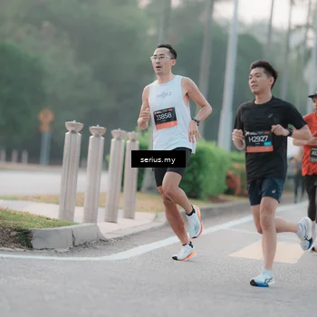 Runner Photo 6346445