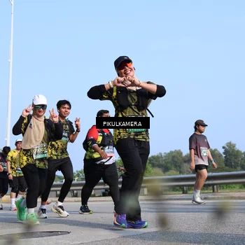 Runner Photo 6346462