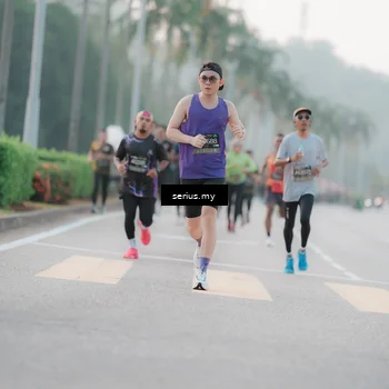 Runner Photo 6346466