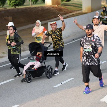 Runner Photo 6346472