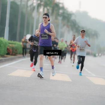 Runner Photo 6346473