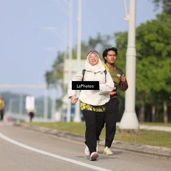 Runner Photo 6346477