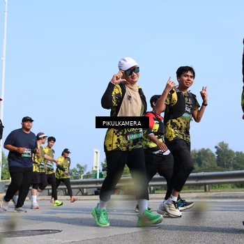 Runner Photo 6346500