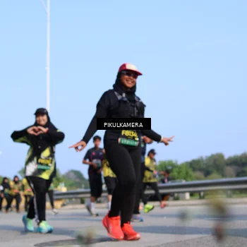 Runner Photo 6346510
