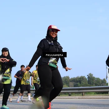 Runner Photo 6346536