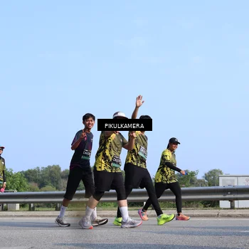 Runner Photo 6346607