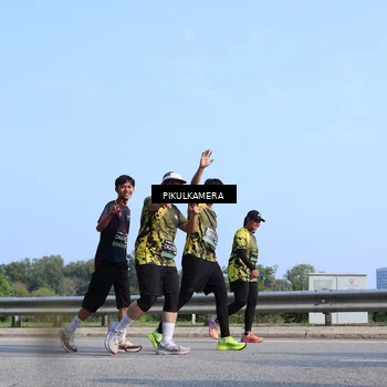 Runner Photo 6346616
