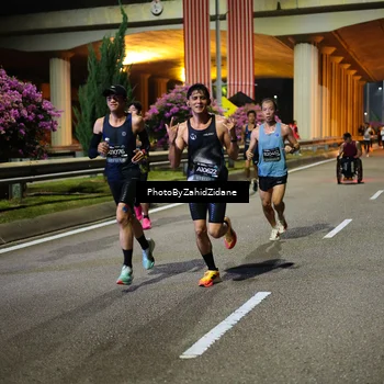 Runner Photo 6346617