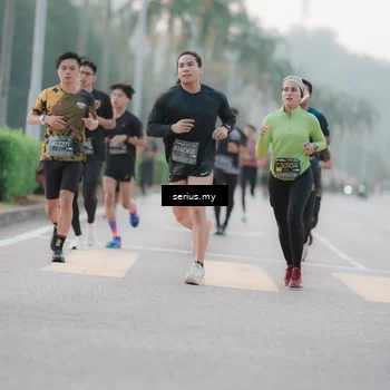Runner Photo 6346624