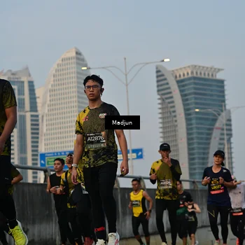 Runner Photo 6346667