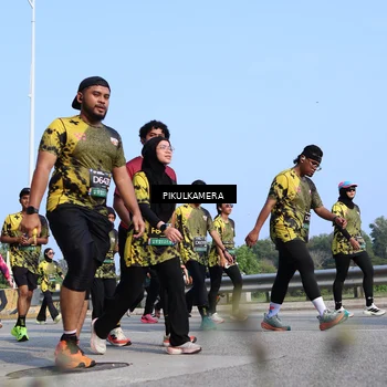 Runner Photo 6346679