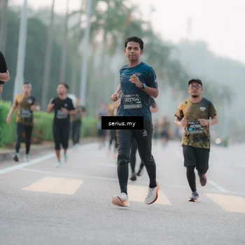 Runner Photo 6346688