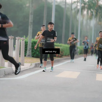 Runner Photo 6346719