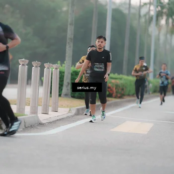 Runner Photo 6346723