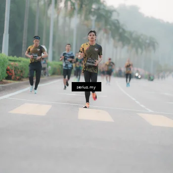 Runner Photo 6346738