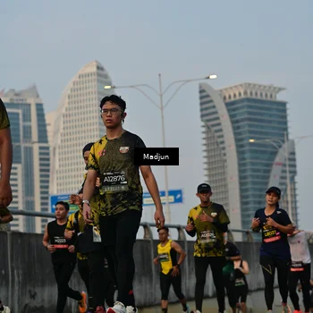 Runner Photo 6346745
