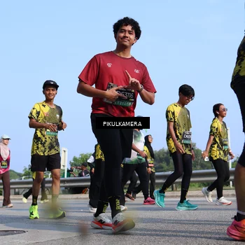 Runner Photo 6346746