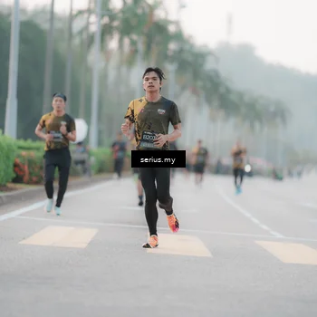 Runner Photo 6346751