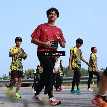 Runner Photo 6346756