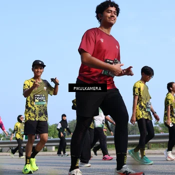 Runner Photo 6346781