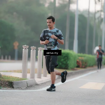 Runner Photo 6346800