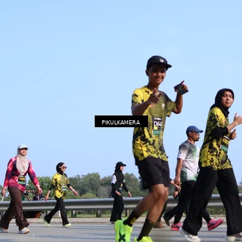 Runner Photo 6346817