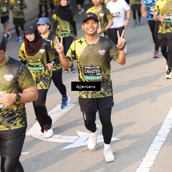 Runner Photo 6346819