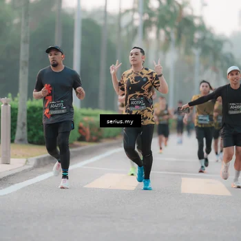 Runner Photo 6346864