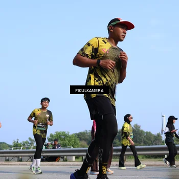 Runner Photo 6346872