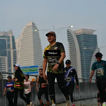 Runner Photo 6346881