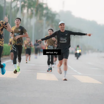 Runner Photo 6346883