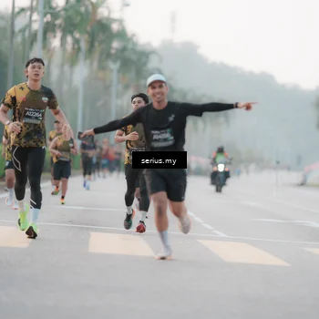 Runner Photo 6346901