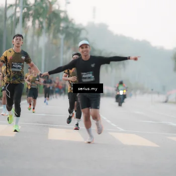 Runner Photo 6346905